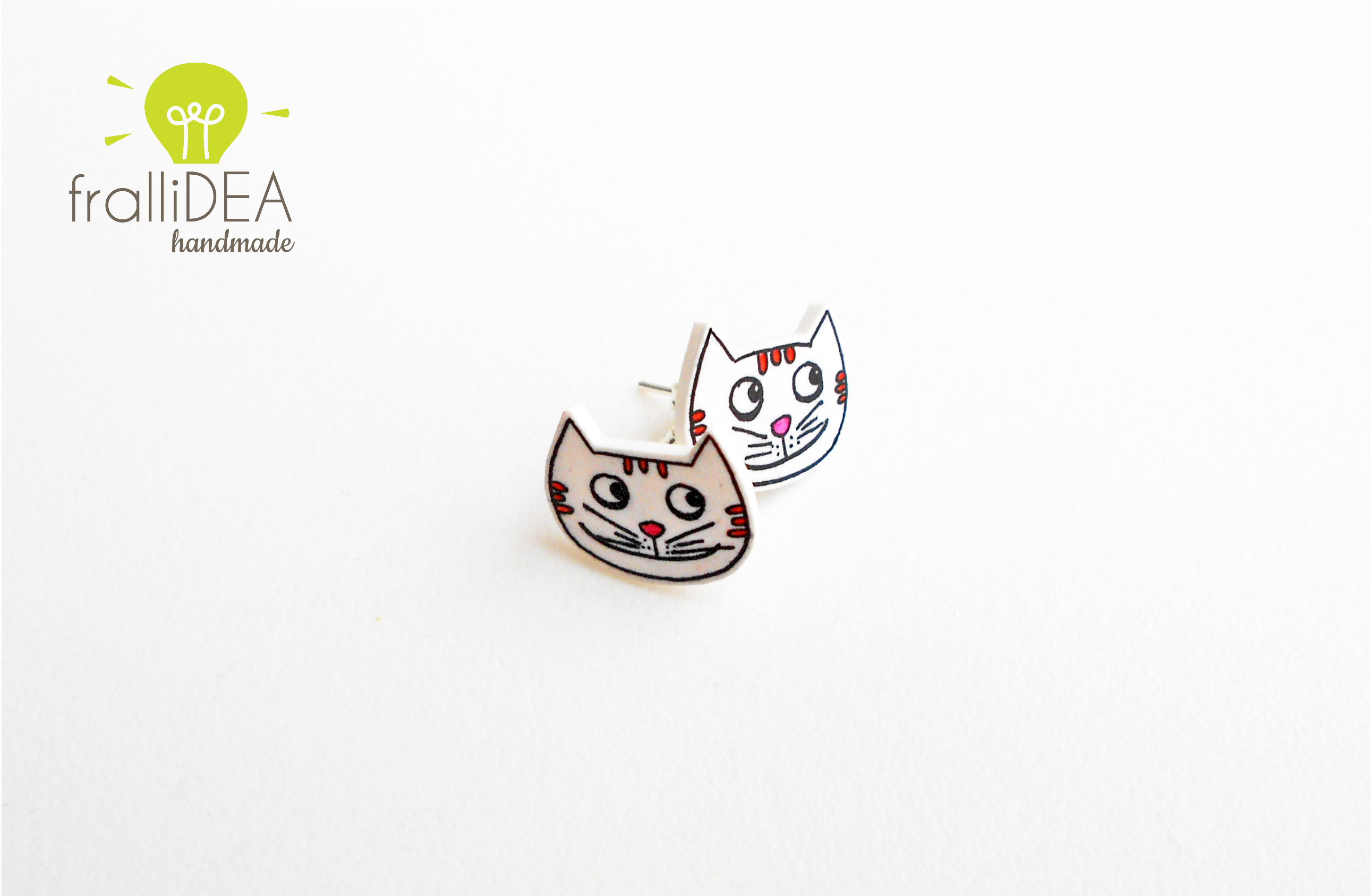 CUTENESS collection_illustrated kittens stud earrings